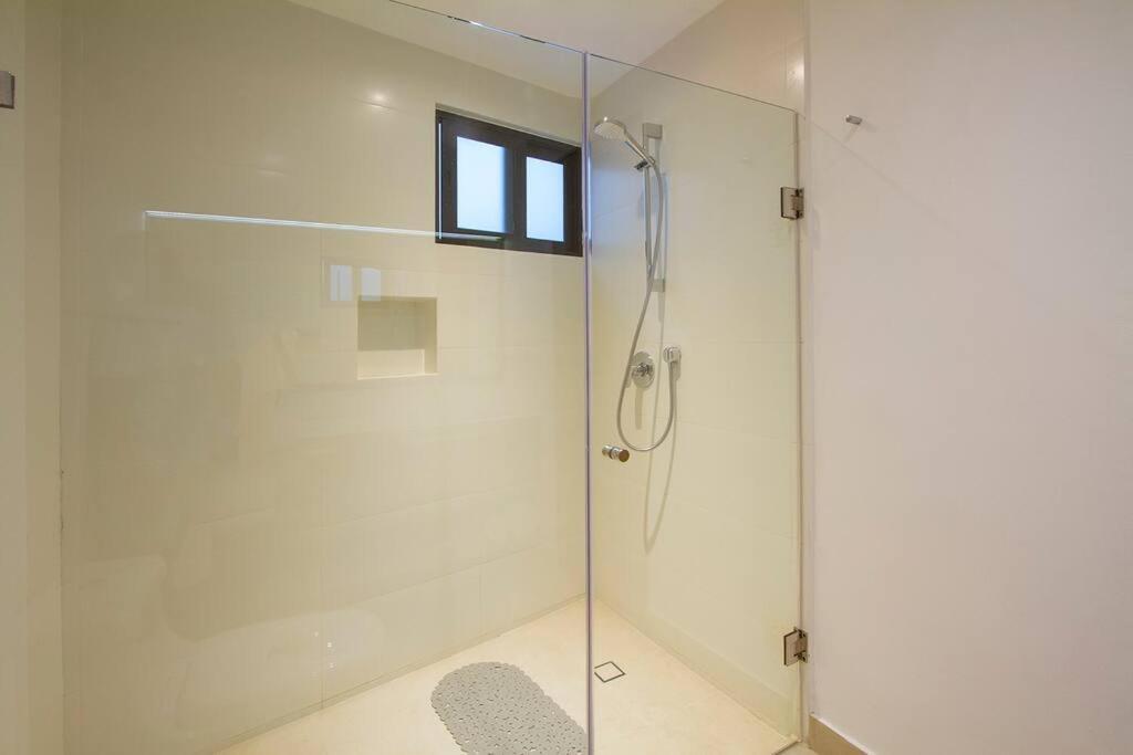 Glamorous 2 Bedroom / Up To 6 Ppl Apartment Playa del Carmen
